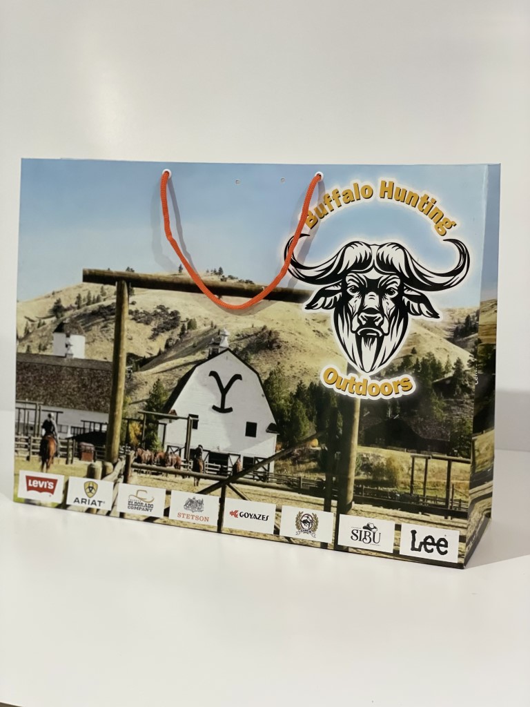 REF 016 - DUPLEX -BUFFALO HUNTING.jpeg